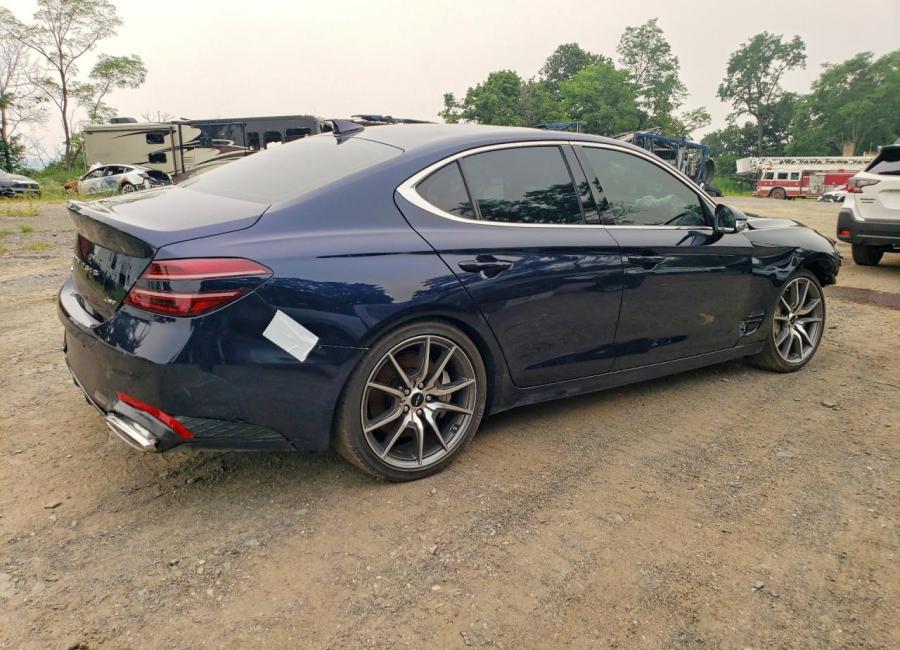 Salvage 2026 Genesis G70  in Blue