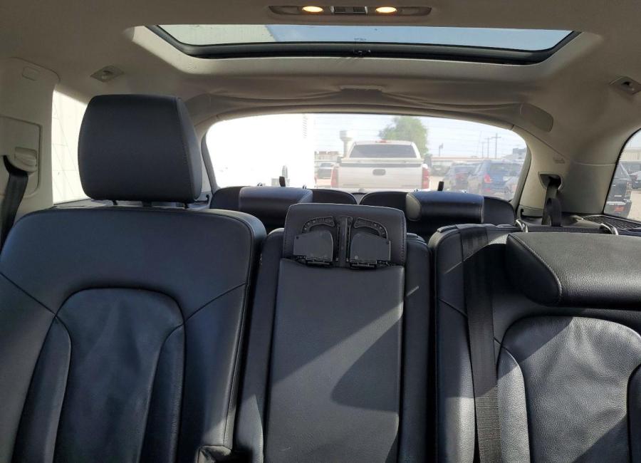 Salvage 2015 Audi Q7 Tdi Premium Plus in Black
