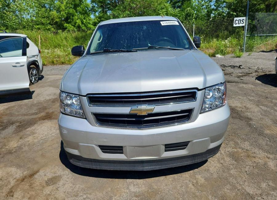 Salvage 2011 Chevrolet Tahoe Hybrid in Gray