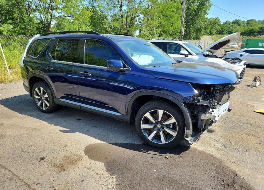 Salvage 2025 Honda Pilot Touring in Blue