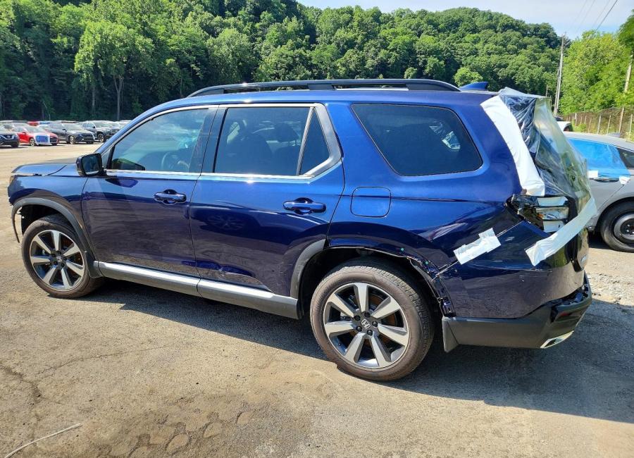 Salvage 2025 Honda Pilot Touring in Blue