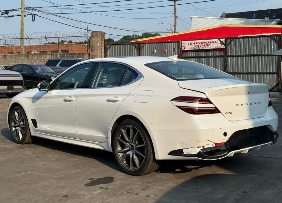 Salvage 2026 Genesis G70  in White