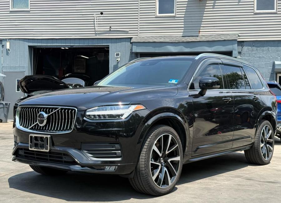 Salvage 2021 Volvo Xc90  in Black