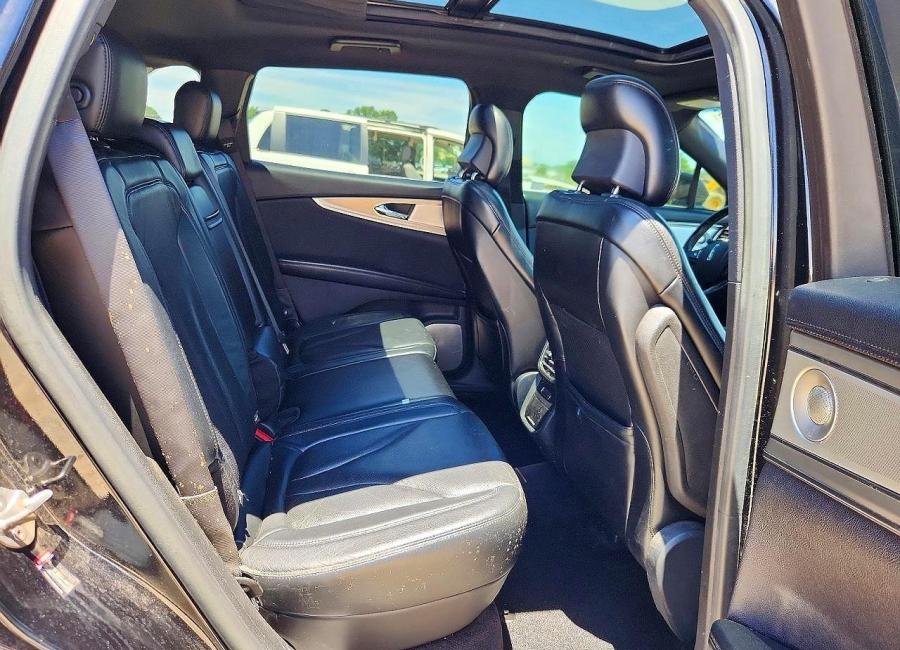 Salvage 2016 Lincoln Mkx  in Black