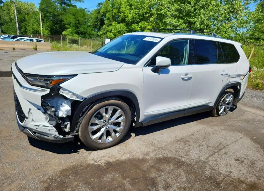 Salvage 2024 Toyota Grand Highlander Hybrid Limited in White