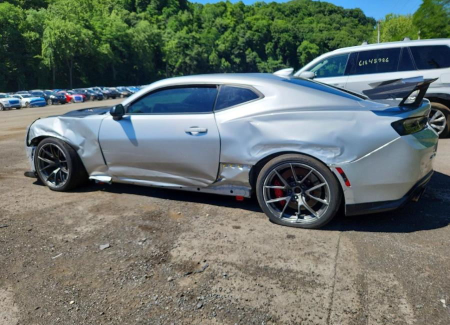 Salvage 2018 Chevrolet Camaro Zl1 in Silver