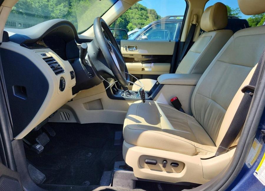 Salvage 2019 Ford Flex  in Blue