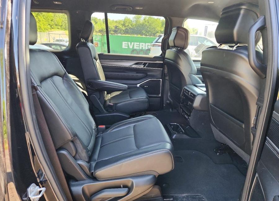Salvage 2025 Jeep Wagoneer  in Black