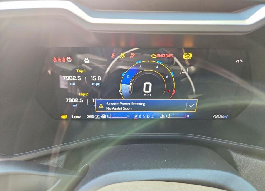 Salvage 2025 Chevrolet Colorado Trail Boss in Black