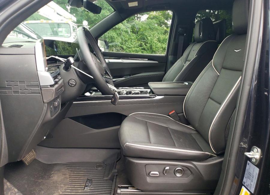 Salvage 2025 Cadillac Escalade Esv Sport in Black