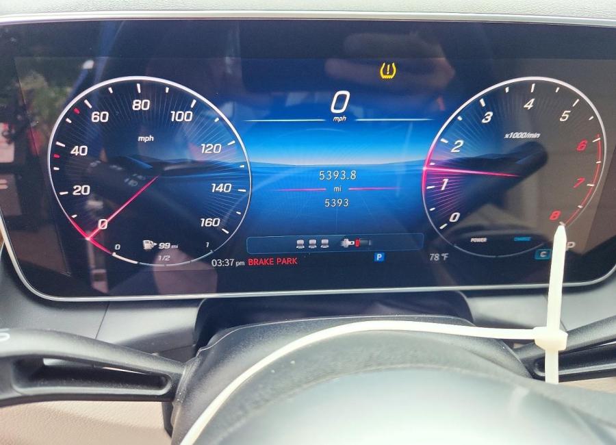 Salvage 2025 Mercedes-benz Glc 300 4matic in Blue