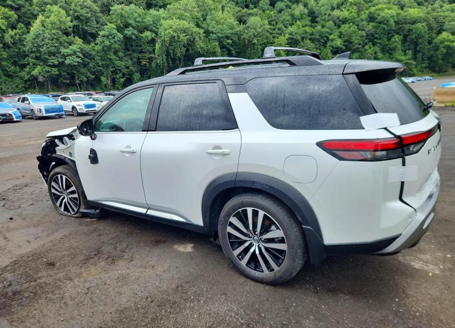 Salvage 2025 Nissan Pathfinder Platinum in White