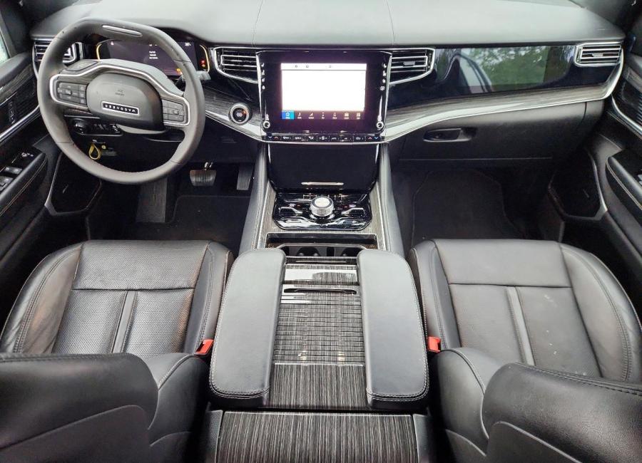 Salvage 2022 Jeep Wagoneer  in Gray