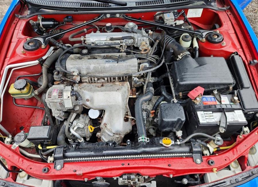 Salvage 1996 Toyota Celica Gt in Blue