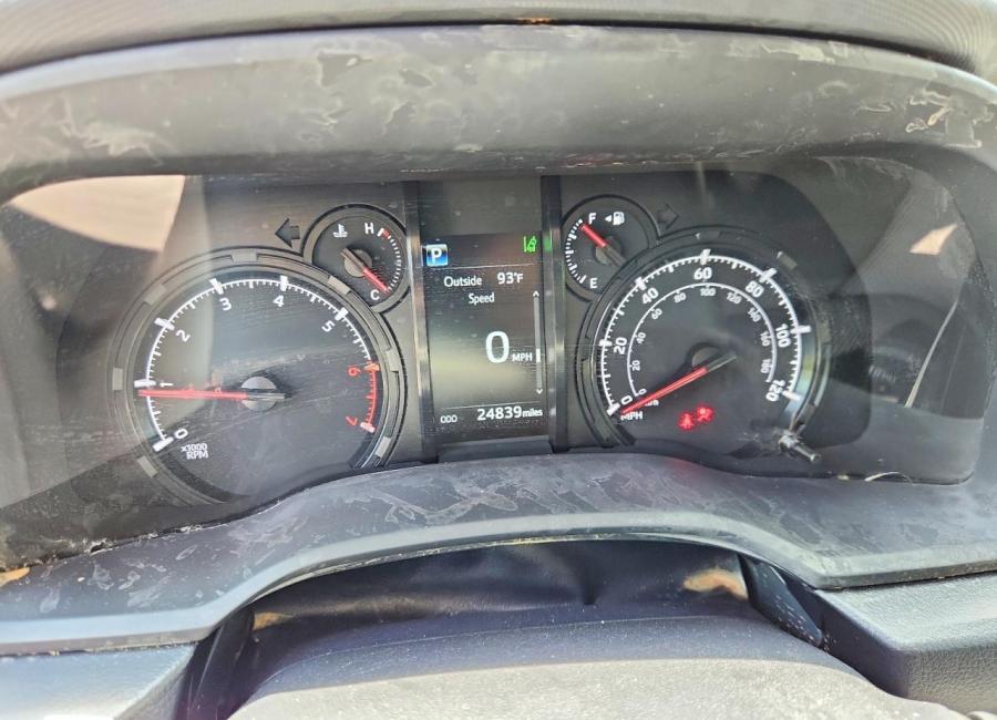Salvage 2024 Toyota 4runner  in Black