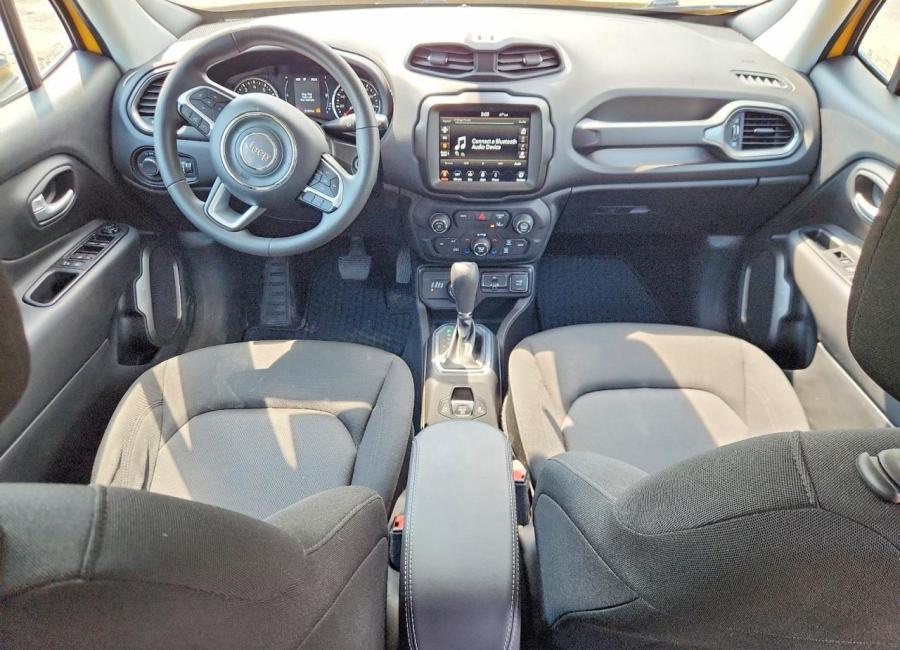 Salvage 2023 Jeep Renegade  in Yellow