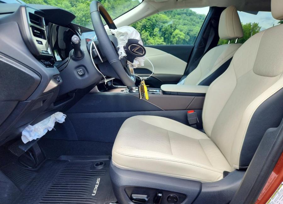 Salvage 2026 Lexus Rx 350h  in Gold