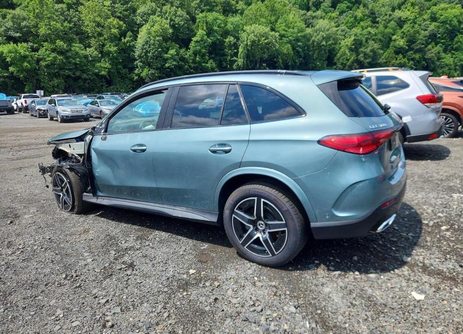 Salvage 2025 Mercedes Benz Glc 300 4matic in Blue