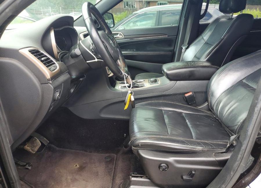 Salvage 2016 Jeep Grand Cherokee Limited in Black