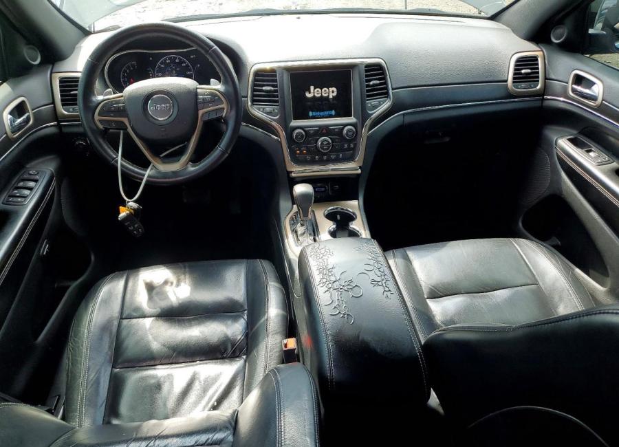 Salvage 2016 Jeep Grand Cherokee Limited in Black