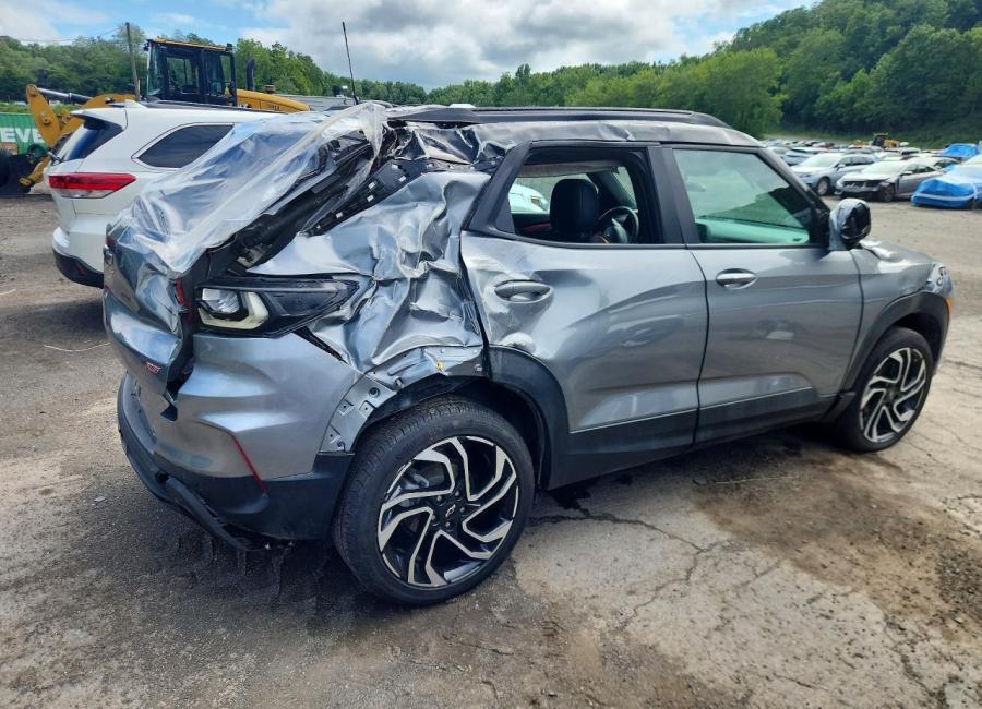 Salvage 2026 Chevrolet Trailblazer Rs in Silver
