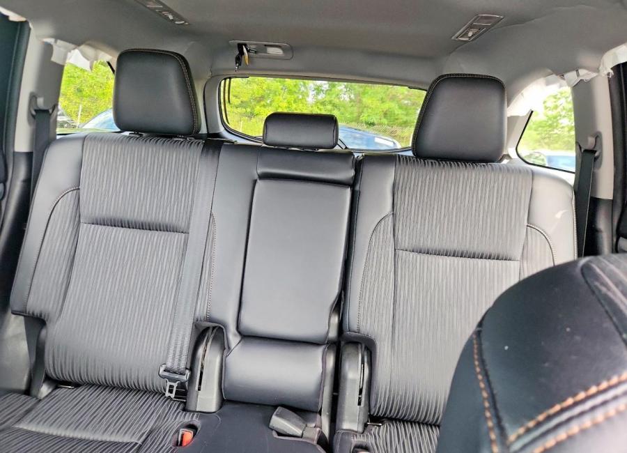 Salvage 2019 Toyota Highlander Le Plus in White