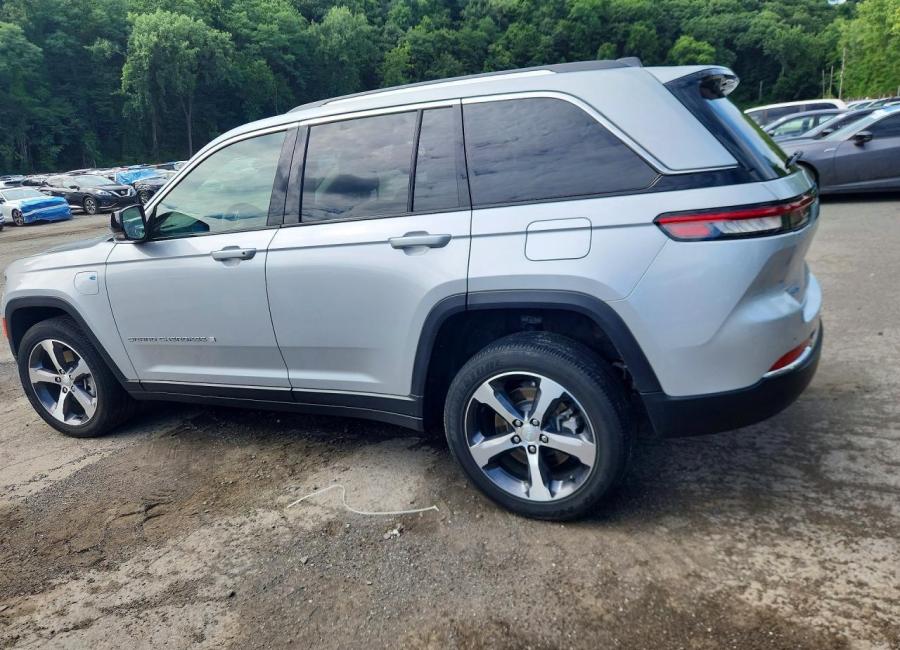 Salvage 2023 Jeep Grand Cherokee Limited 4xe in Silver