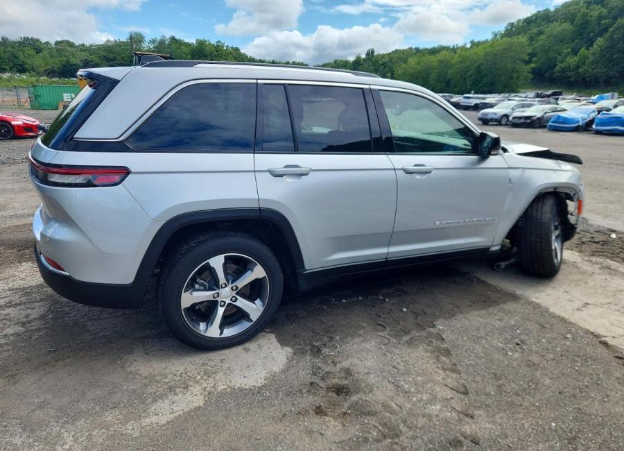 Salvage 2023 Jeep Grand Cherokee Limited 4xe in Silver