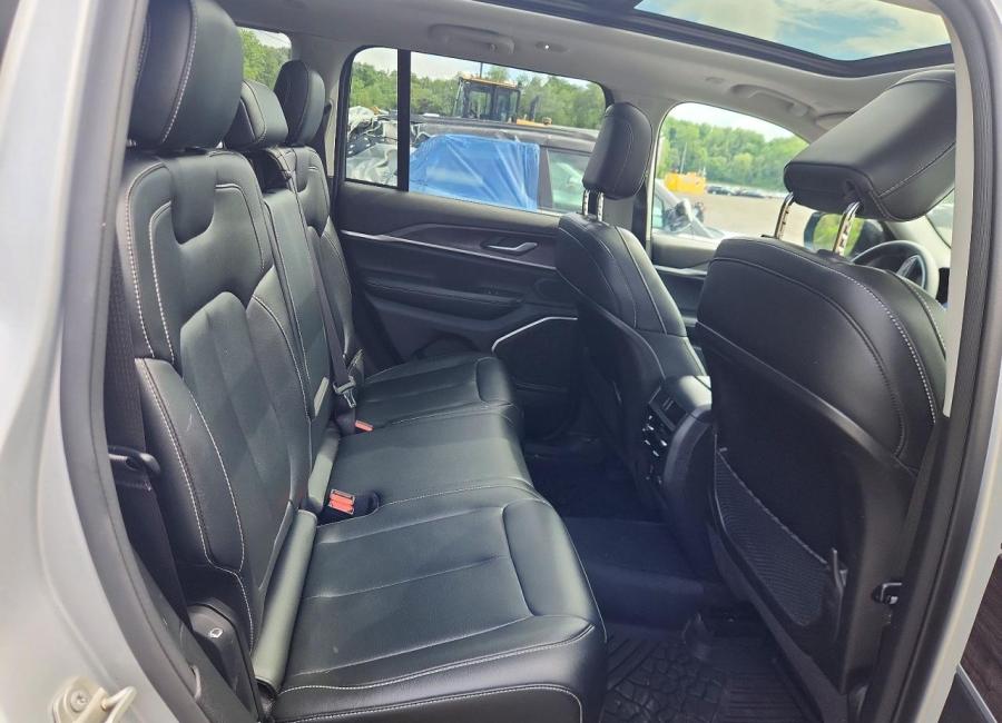 Salvage 2023 Jeep Grand Cherokee Limited 4xe in Silver