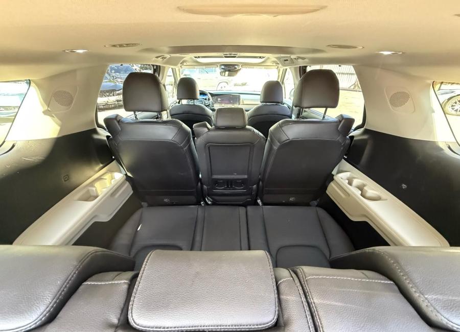 Salvage 2023 Kia Carnival Sx Prestige in Black