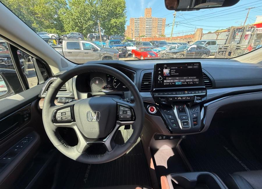 Salvage 2026 Honda Odyssey Elite in White