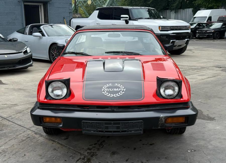 Salvage 1980 Triumph Tr7 Roadster in Red