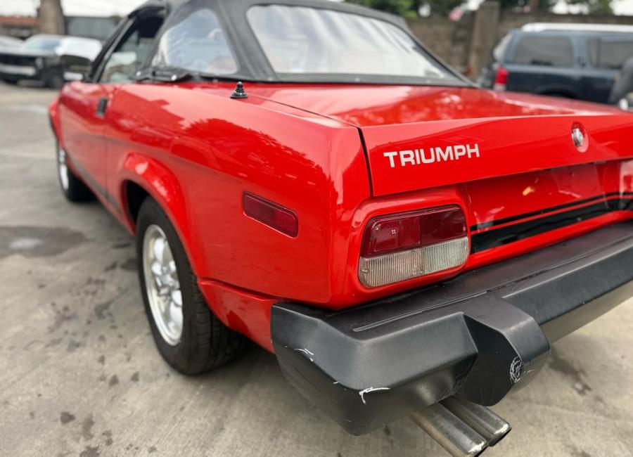 Salvage 1980 Triumph Tr7 Roadster in Red