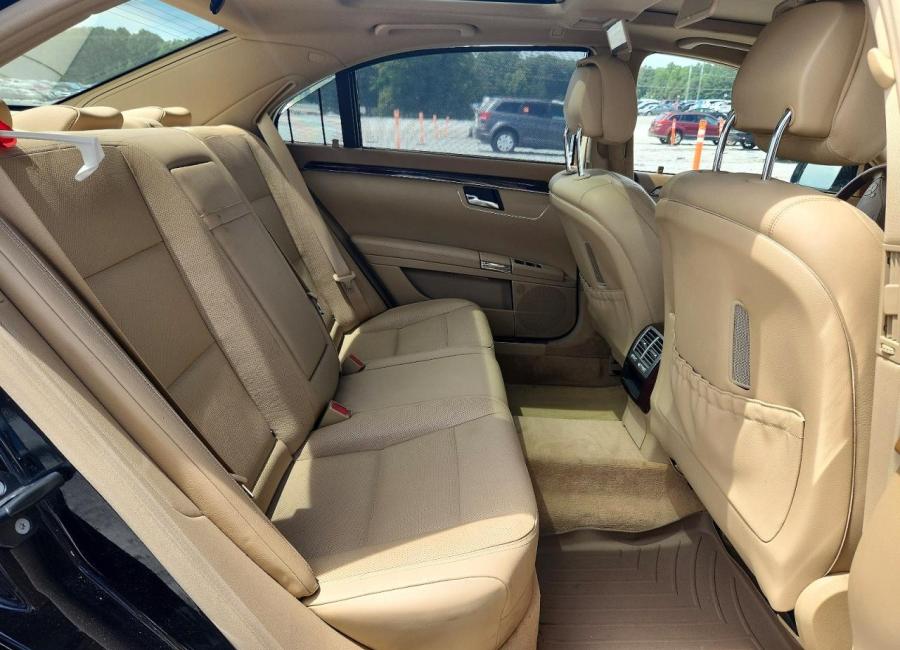Salvage 2013 Mercedes Benz S 550 4matic in Black