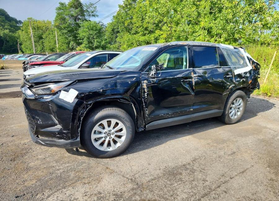 Salvage 2025 Toyota Grand Highlander Xle in Black