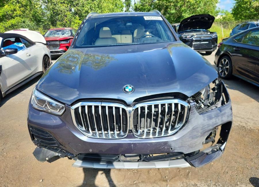 Salvage 2022 Bmw X5 Xdrive40i in Black