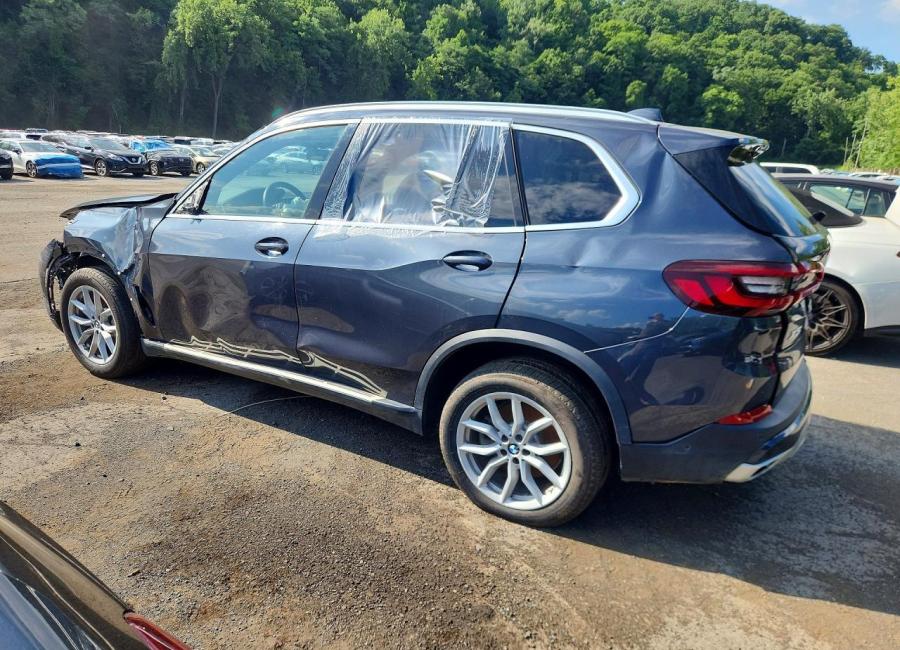 Salvage 2022 Bmw X5 Xdrive40i in Black