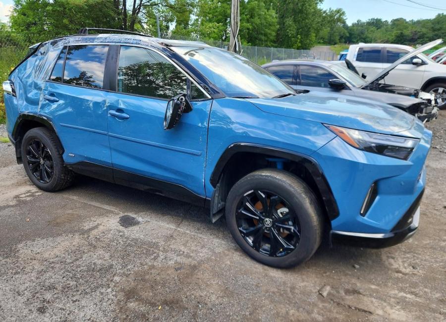 Salvage 2024 Toyota Rav4 Xse in Blue