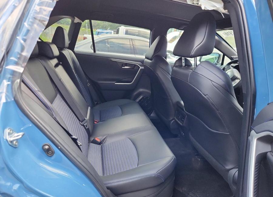 Salvage 2024 Toyota Rav4 Xse in Blue