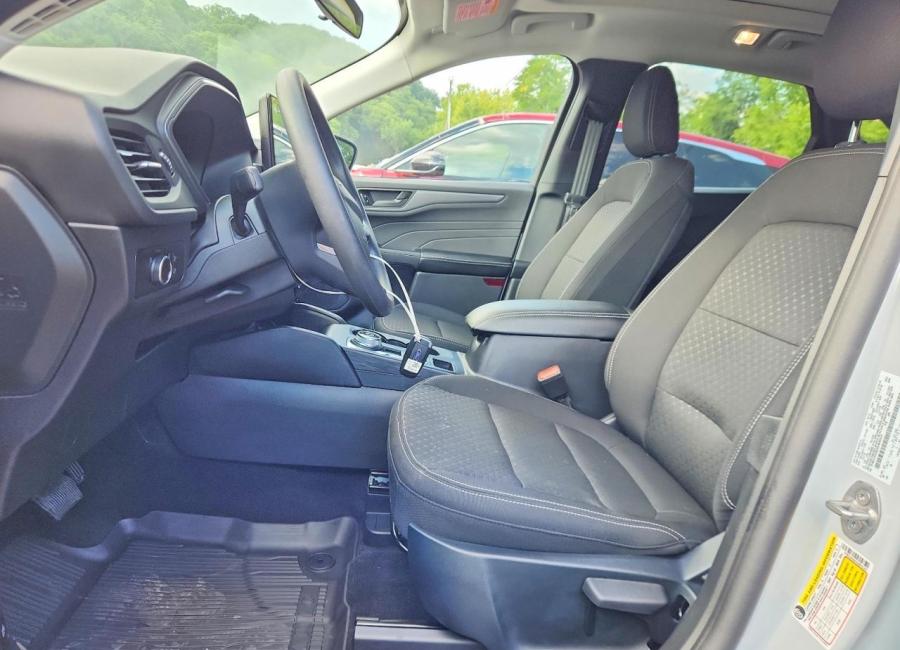 Salvage 2025 Ford Escape Active in White