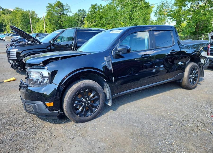 Salvage 2024 Ford Maverick Lariat in Black
