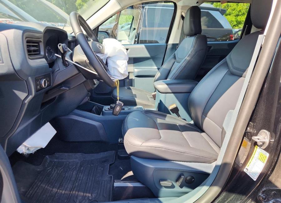 Salvage 2024 Ford Maverick Lariat in Black