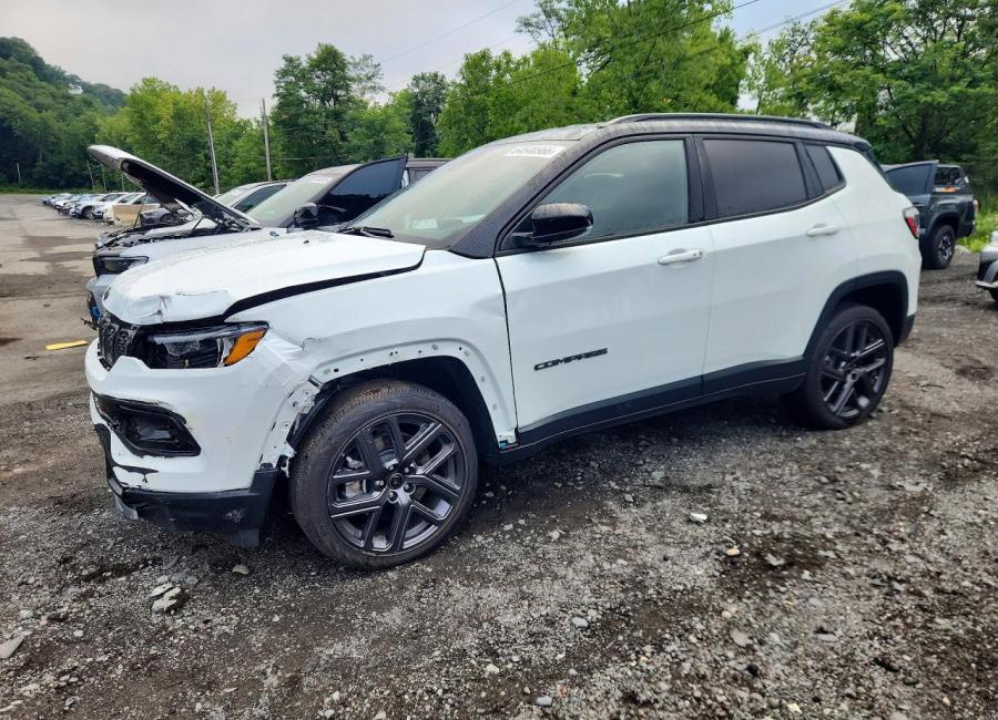 Salvage 2026 Jeep Compass Limited in White
