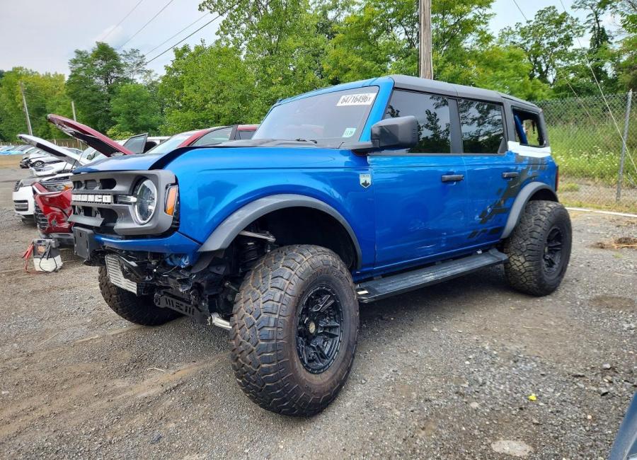 Salvage 2024 Ford Bronco  in Blue