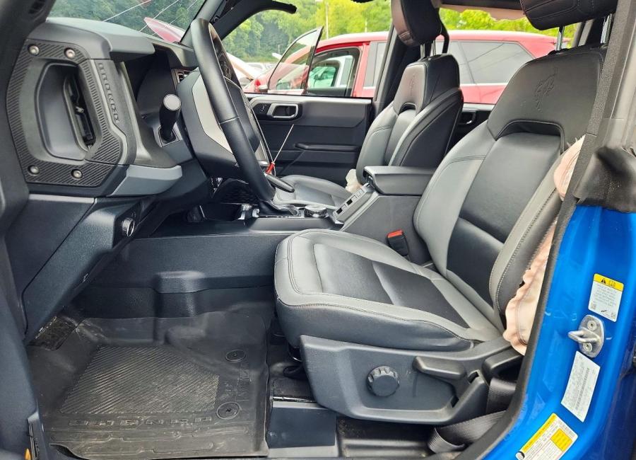 Salvage 2024 Ford Bronco  in Blue