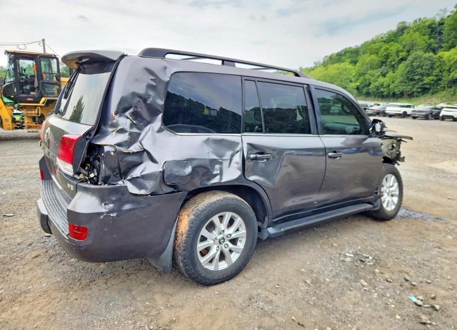Salvage 2019 Toyota Land Cruiser Vx-r in Gray