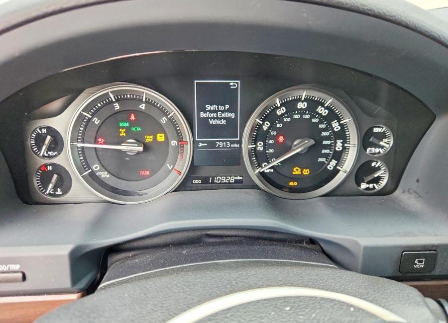 Salvage 2019 Toyota Land Cruiser Vx-r in Gray