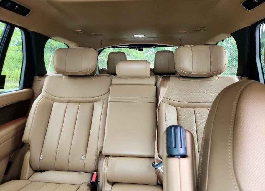 Salvage 2025 Land Rover Range Rover Autobiography in White