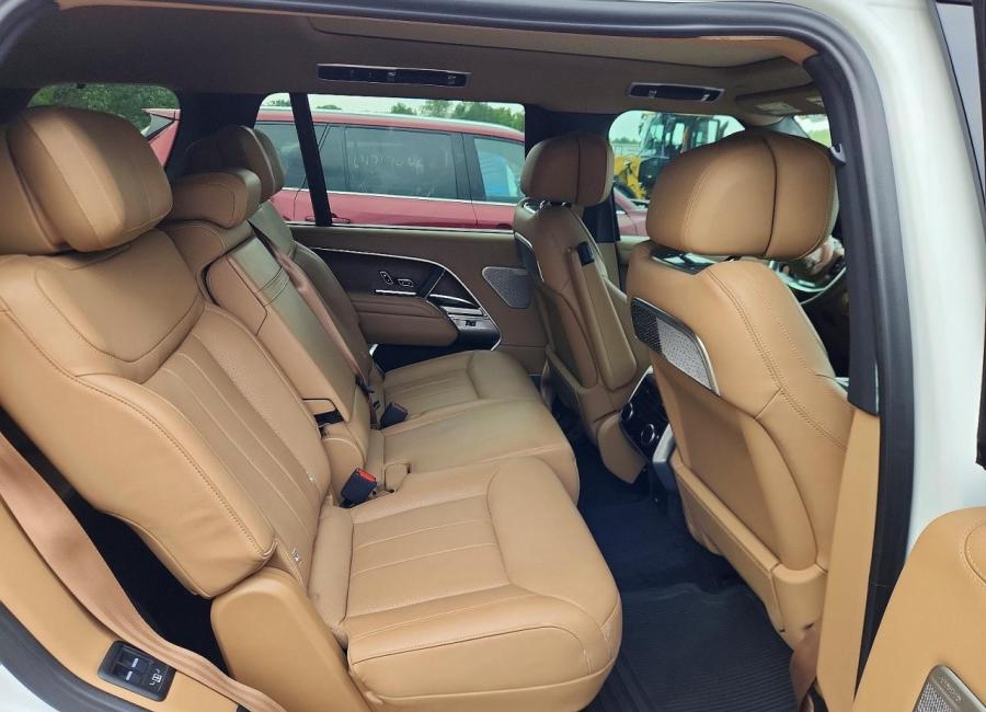 Salvage 2025 Land Rover Range Rover Autobiography in White