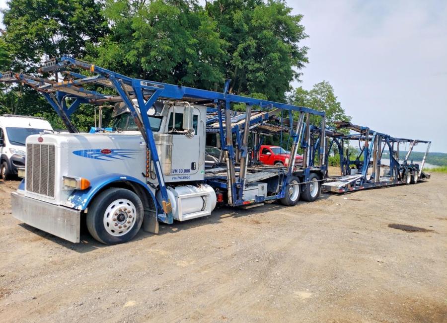 Salvage 2007 Peterbilt 379  in Gray